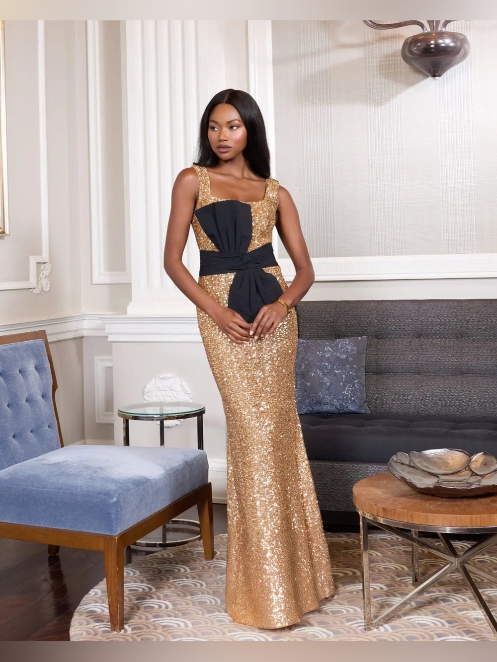 MAC DUGGAL
Gold Sequin Square Neck Column Gown With Faille Bow Size Medium